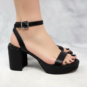 NEW Calvin Klein Lalah Minimalist Ankle Strap Platform Block Heel Sandals Black